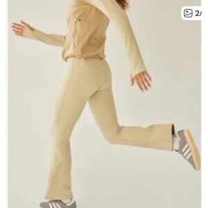 NWT Outdoor Voices Frost Knit Flare Pant